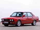 BMW M5 (E28S) 1 поколение, седан (1985 - 1987)