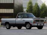 Dodge Ram 1 поколение, рестайлинг, пикап (1985 - 1990)