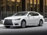 Lexus LS600hL ( UVF46) 4 поколение, 2-й рестайлинг, седан, гибрид (2012 - 2017)