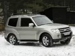 Mitsubishi Pajero (V87W, V88W) 4 поколение, джип suv 3 дв. (2006 - 2010)