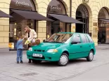 Suzuki Swift (MA) 2 поколение, рестайлинг, хэтчбек 5 дв. (1995 - 2000)