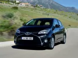 Toyota Yaris (KSP130, NHP130, NLP130, NSP130) 3 поколение, рестайлинг, хэтчбек 5 дв., гибрид (2014 - 2017)