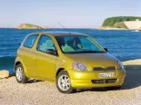 Toyota Yaris (NCP13, NLP10, SCP10, SCP12) 1 поколение, хэтчбек 3 дв. (1999 - 2003)